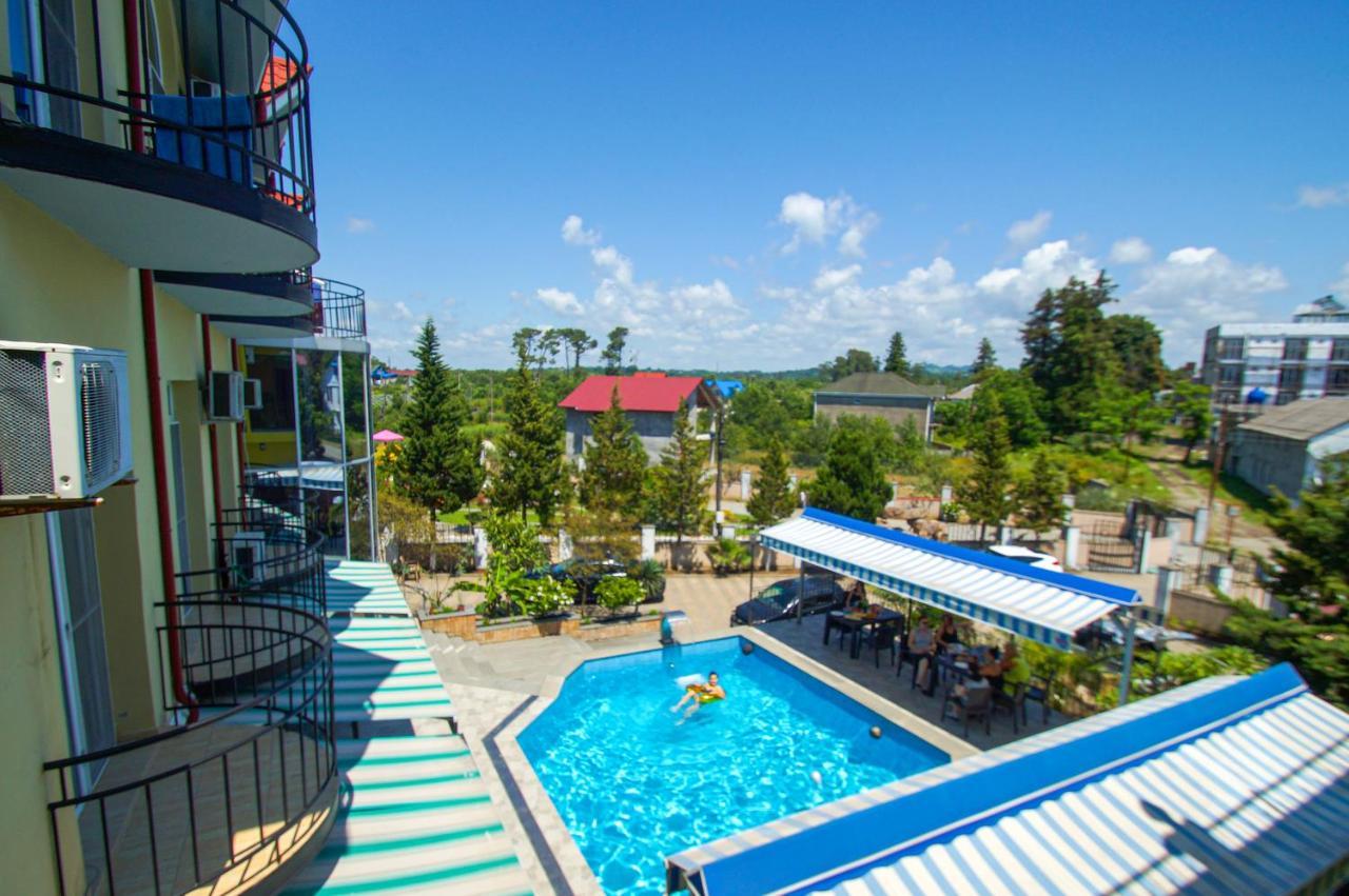 אורקי Delta Hotel מראה חיצוני תמונה