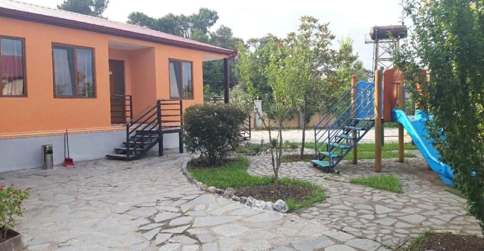 אורקי Delta Hotel מראה חיצוני תמונה