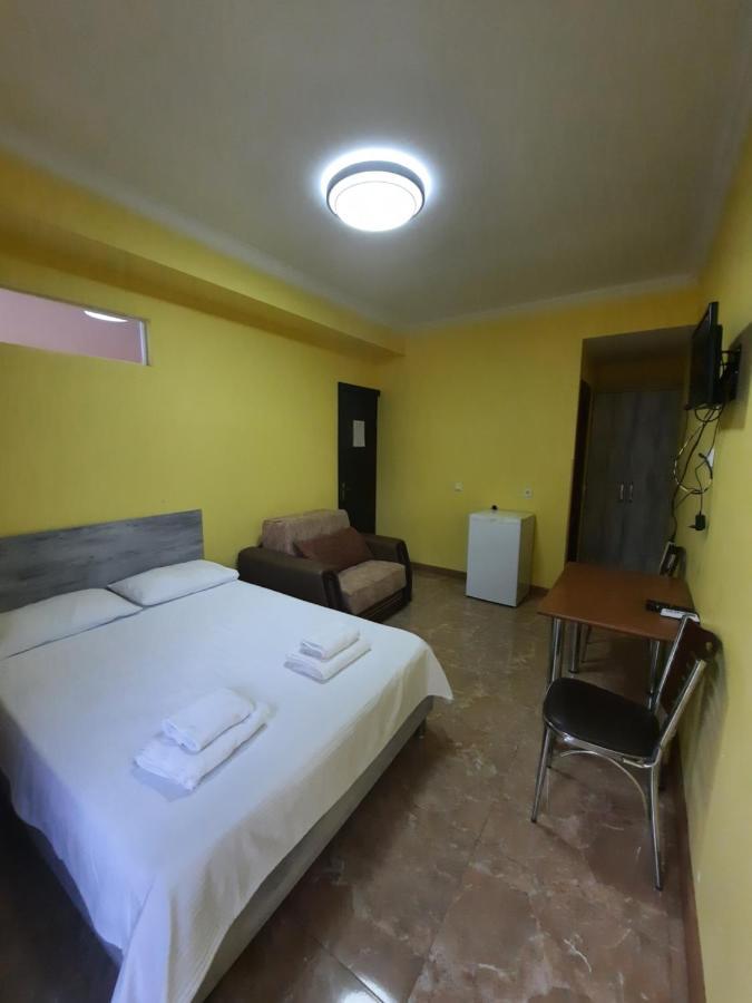 אורקי Delta Hotel מראה חיצוני תמונה