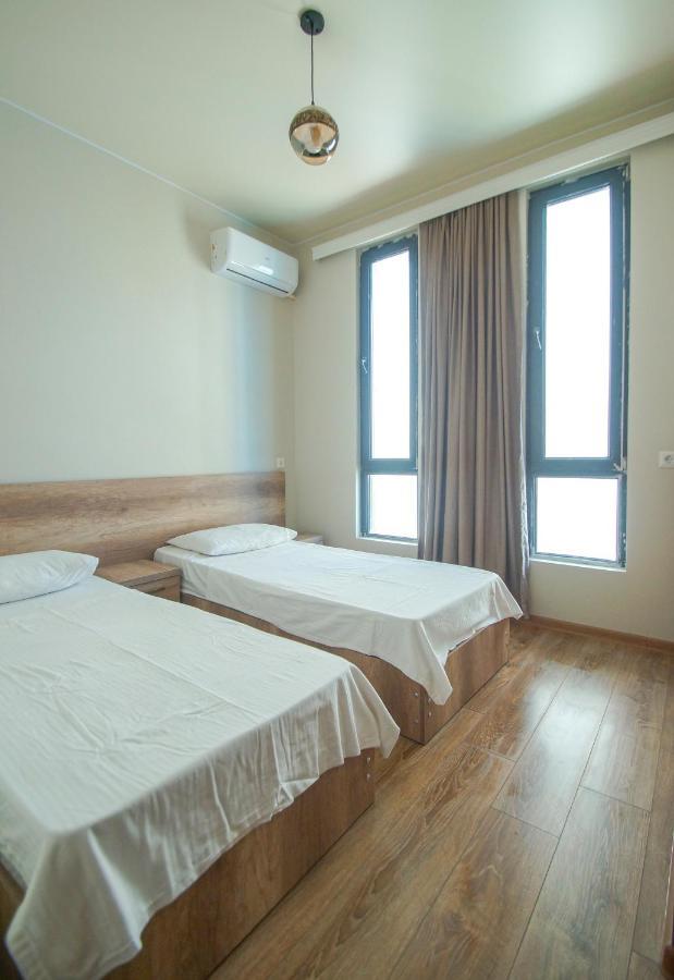 אורקי Delta Hotel מראה חיצוני תמונה