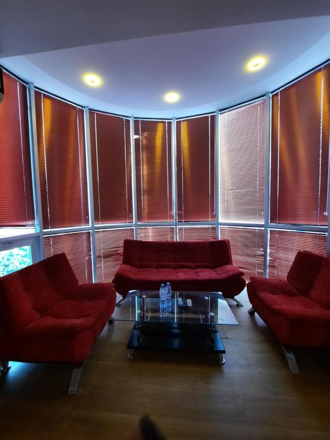אורקי Delta Hotel מראה חיצוני תמונה