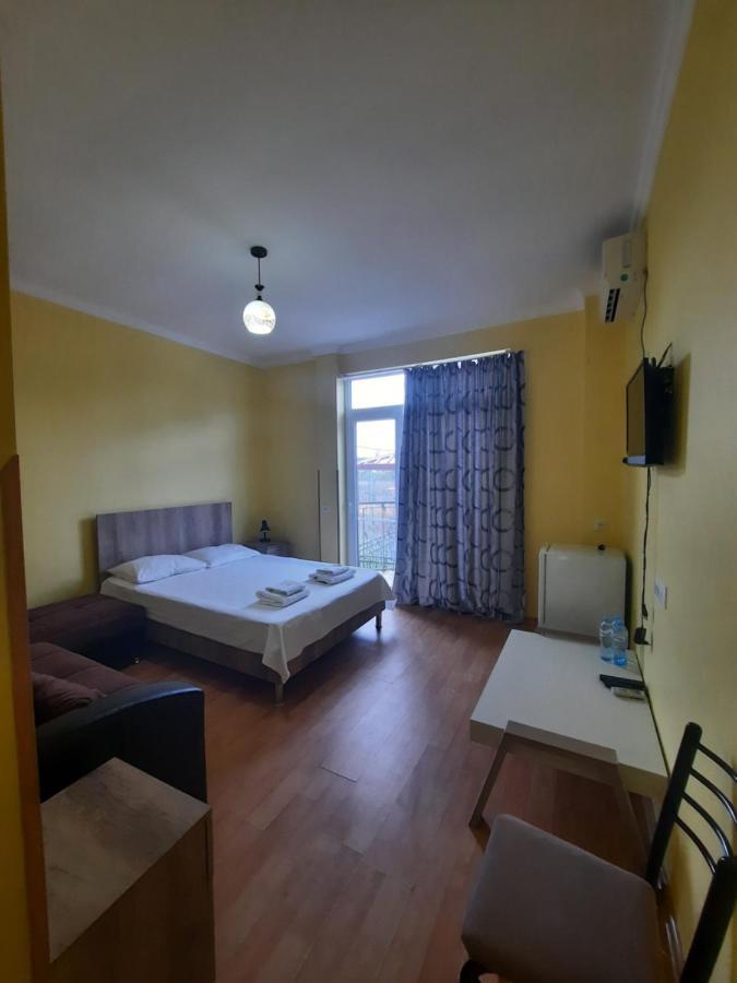 אורקי Delta Hotel מראה חיצוני תמונה
